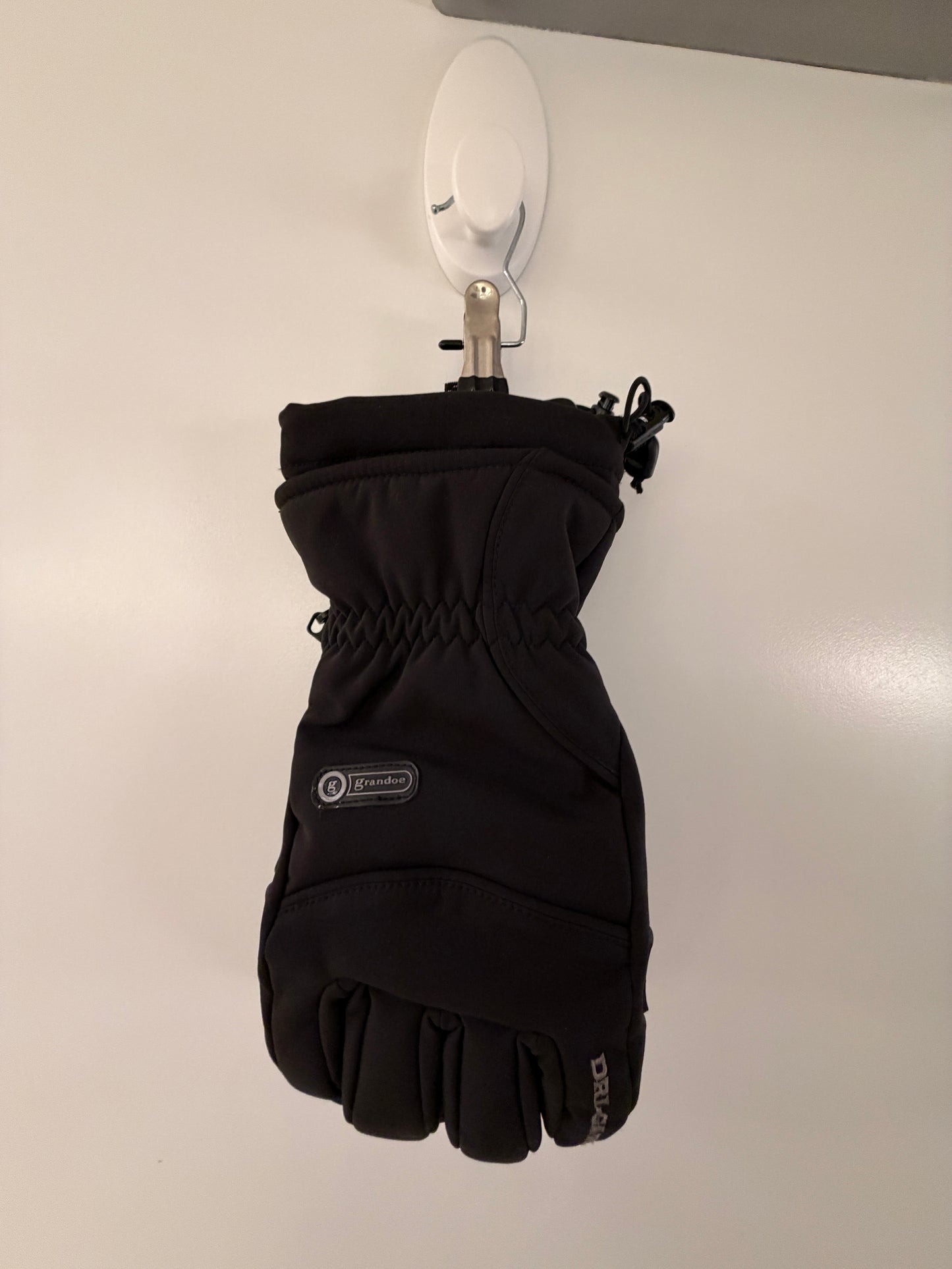 Black Snow Gloves