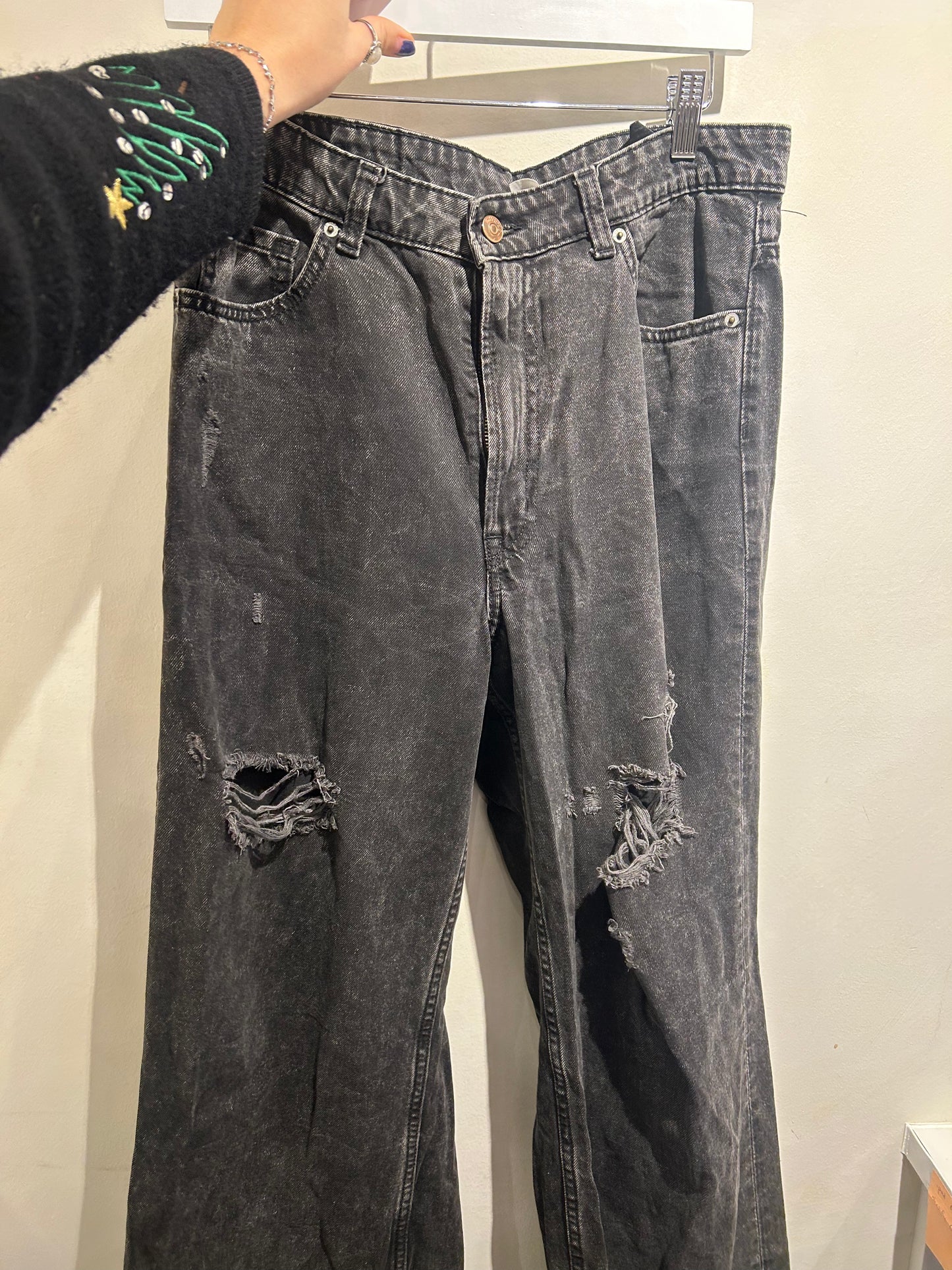 Black Ripped Jeans