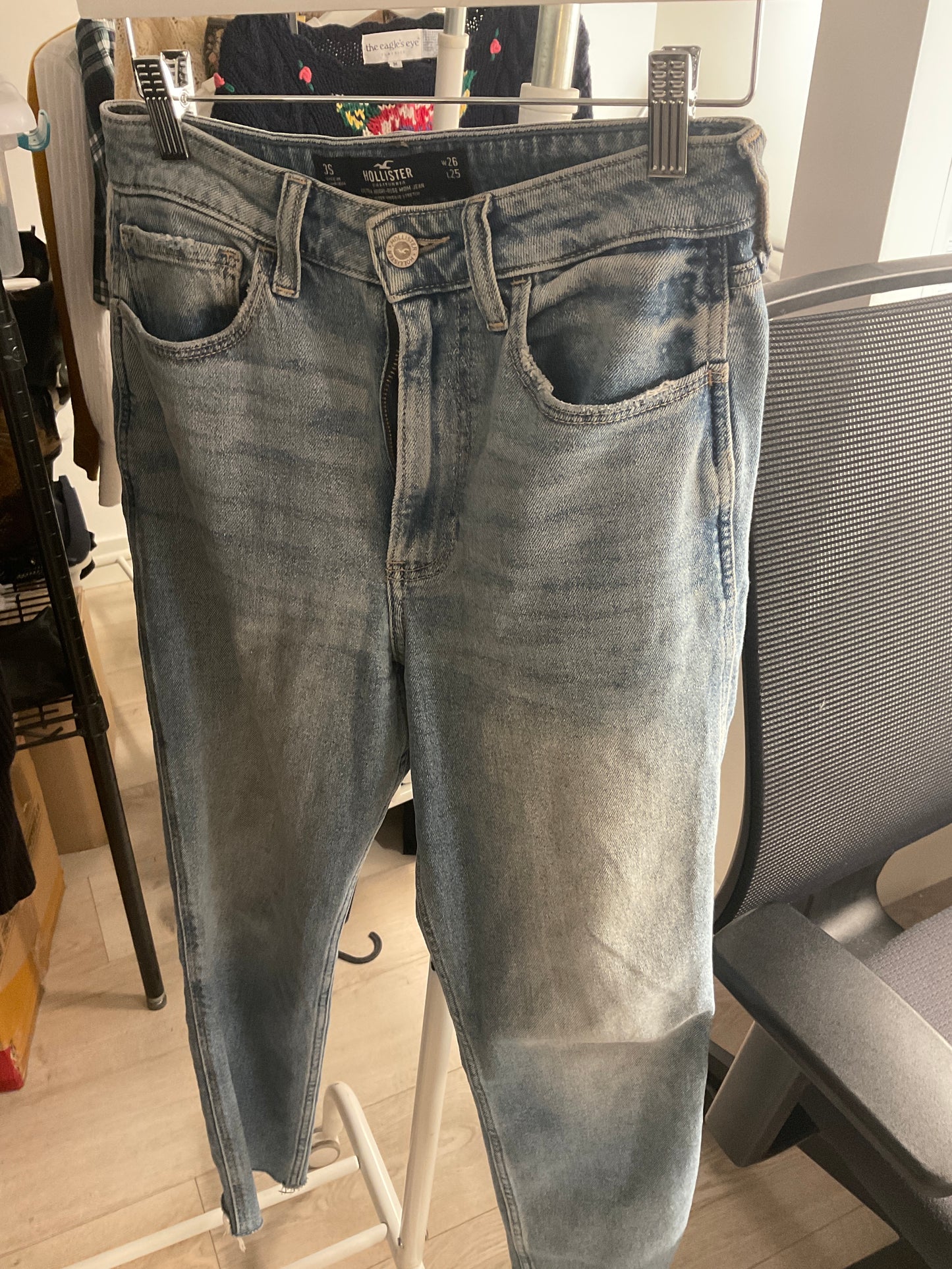 Hollister Bluewash Frayed Jeans