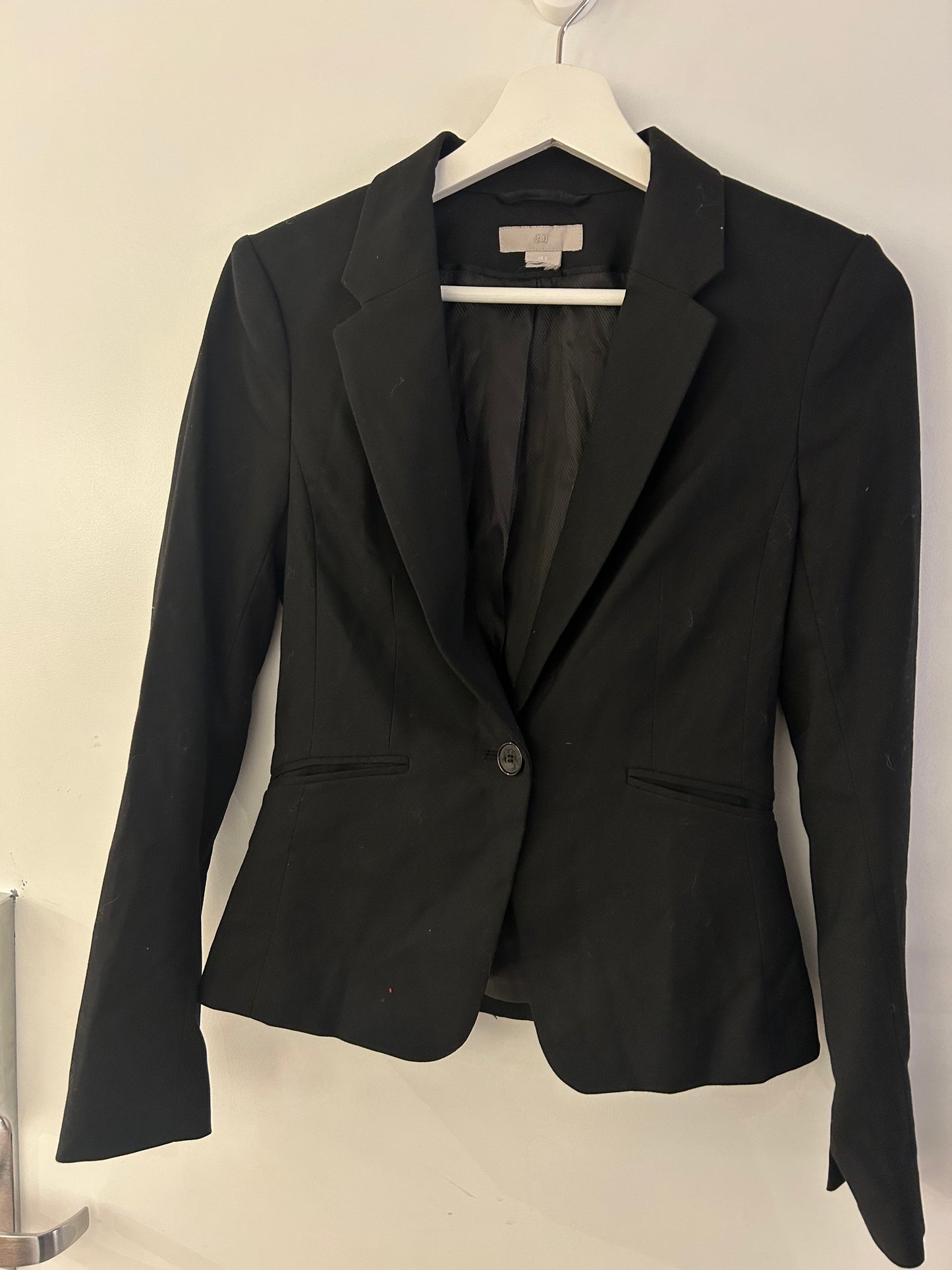 H&M Black Fitted Blazer