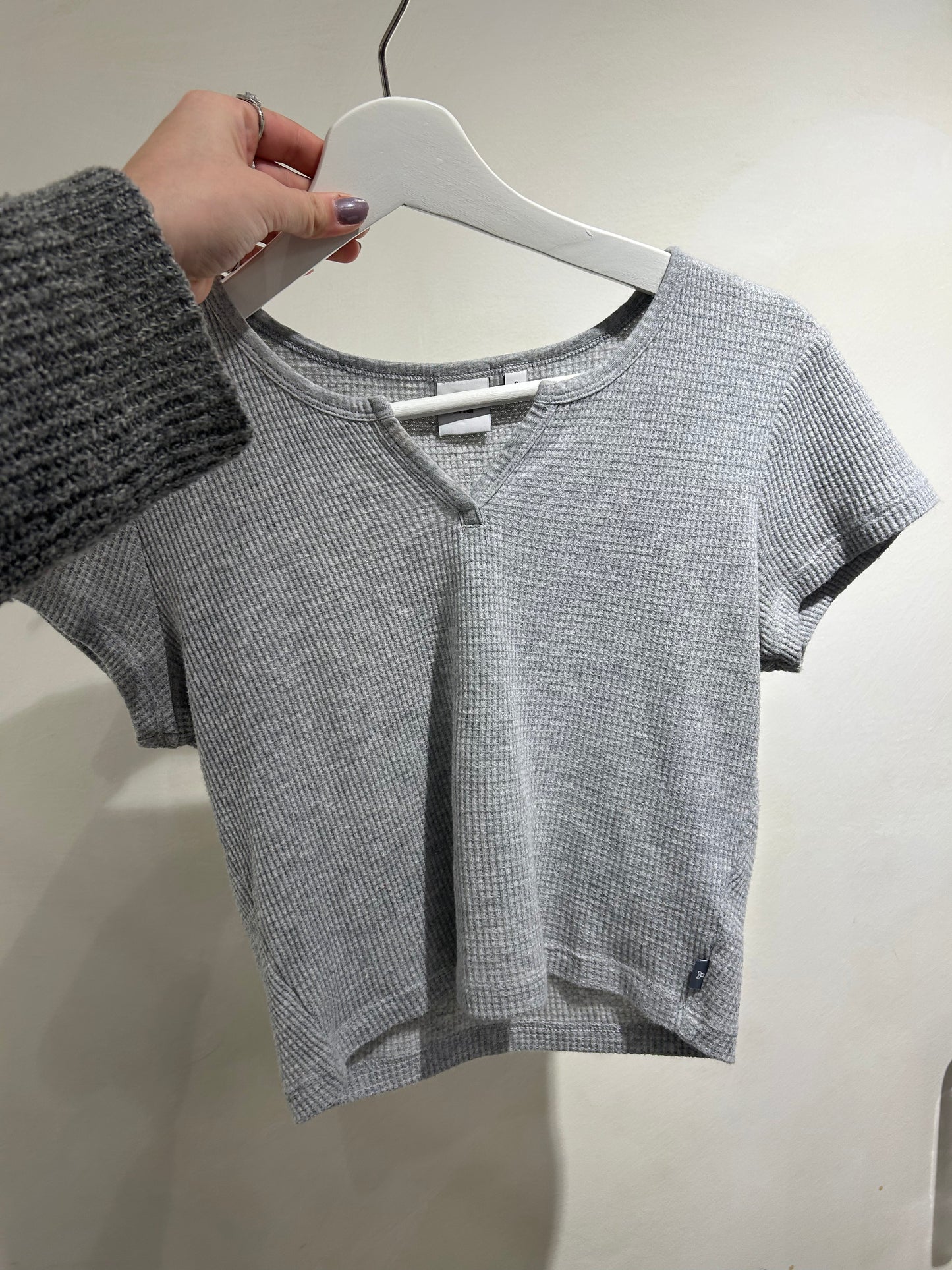 TNA Grey V-Neck Short Sleeve