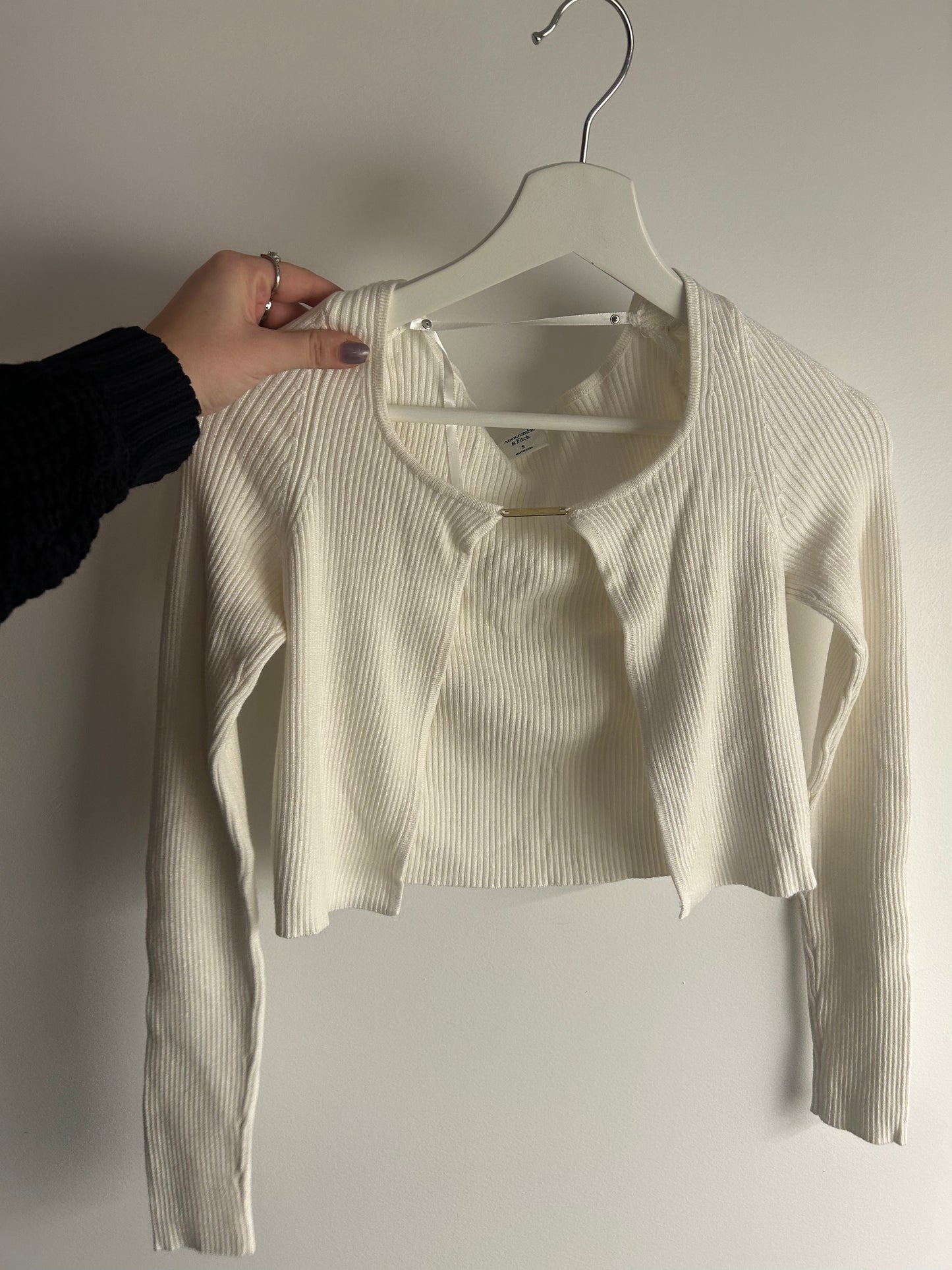 Abercrombie Gold Clasp Cardigan