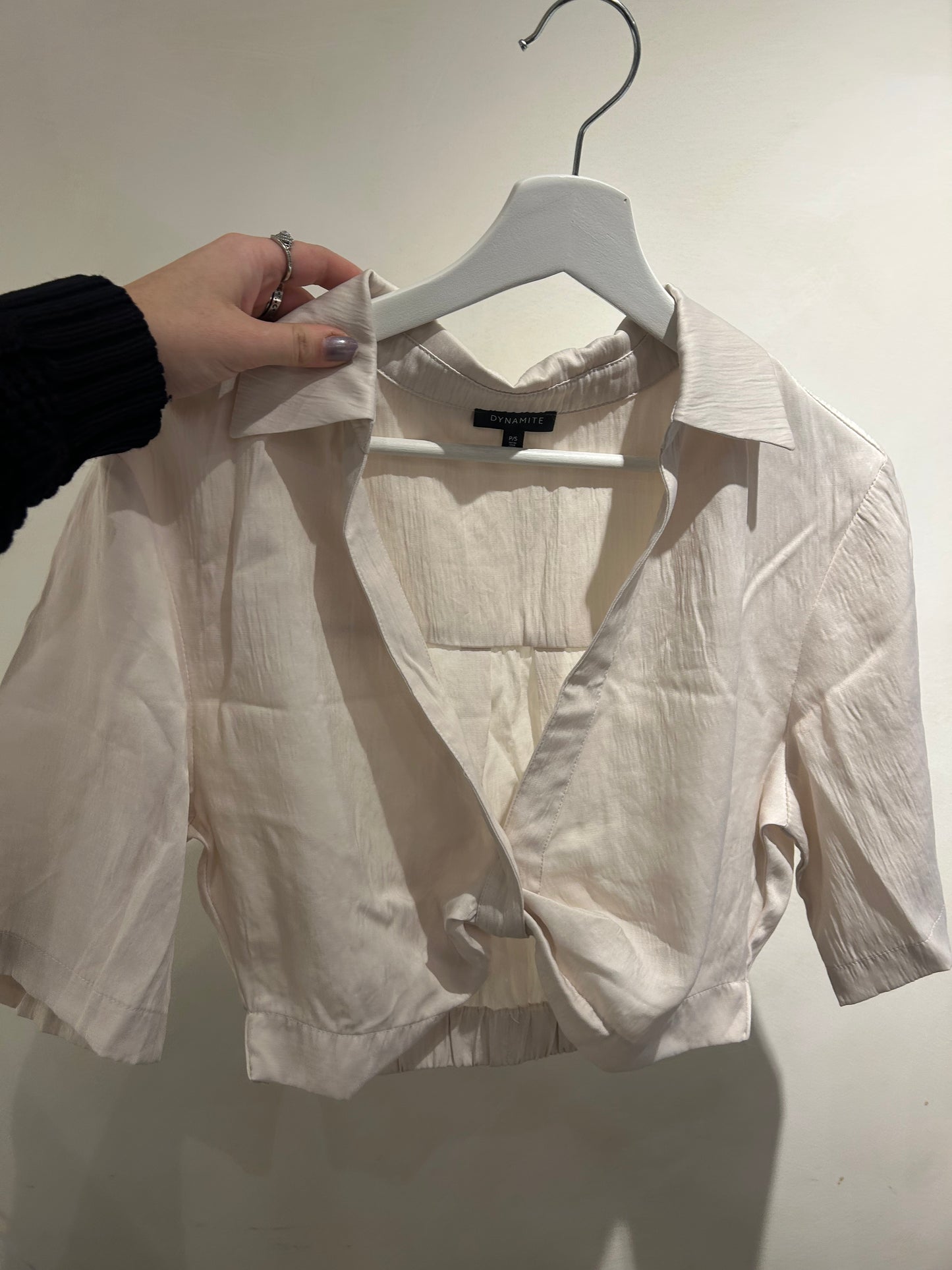 Cream V-Neck Cropped Blouse