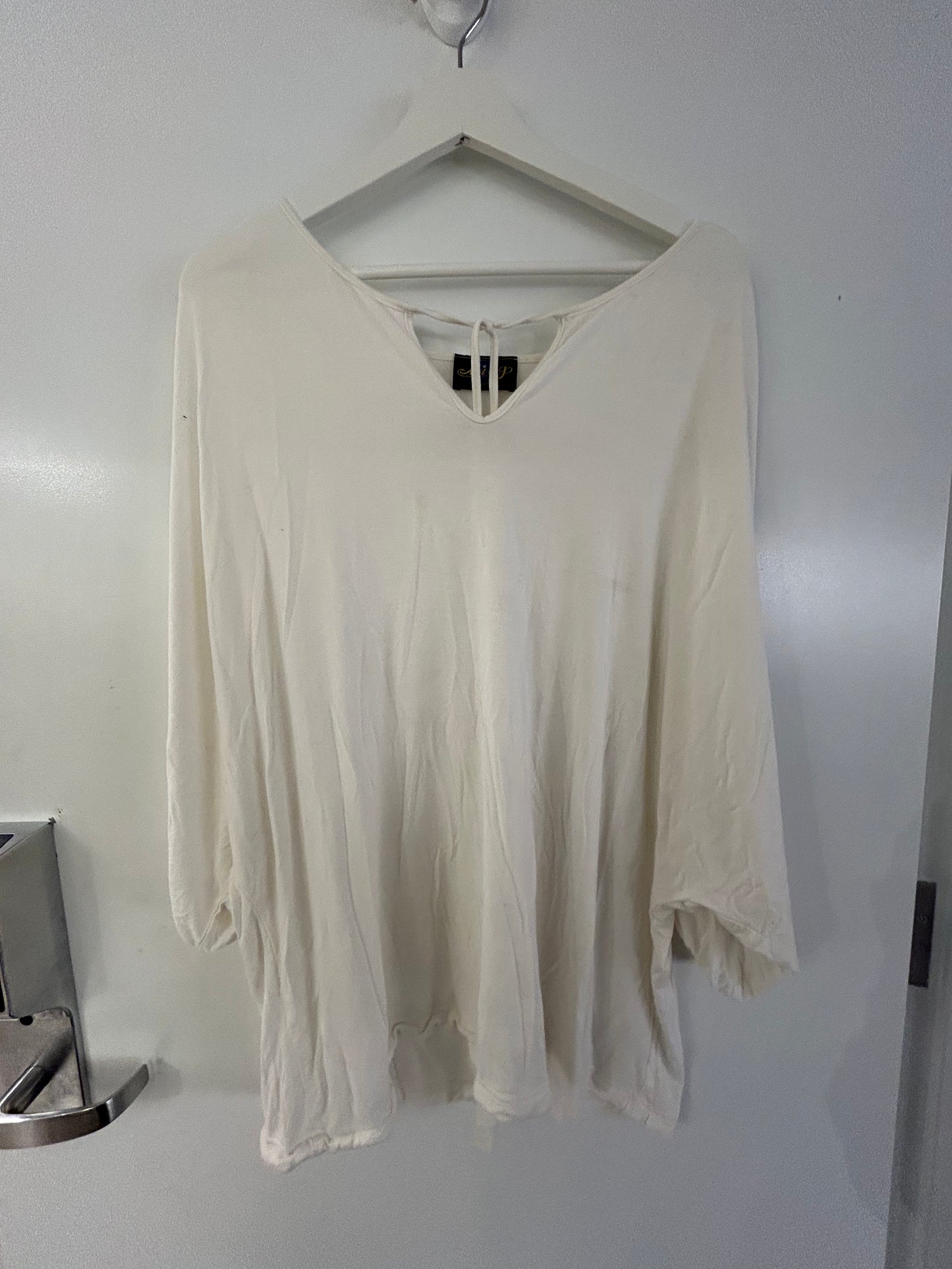 Flowy White Top